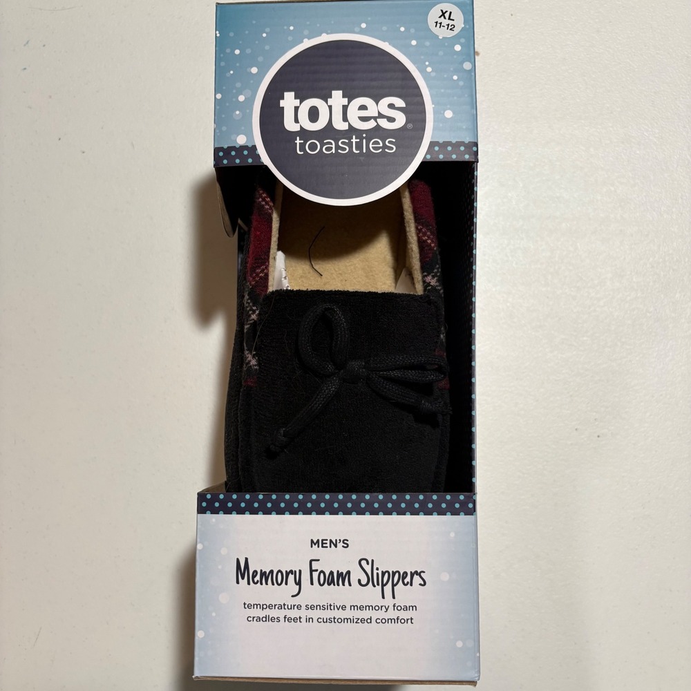 Totes Toasties Mens Memory Foam Slippers Black Red Plaid Moccasin XL 11-12 NEW